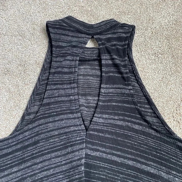 Express One Eleven Knit Sleeveless Striped Halter Top Open Back Black Gray S - Picture 6 of 6
